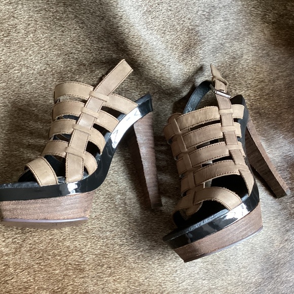 Naughty Monkey Leather Strap Design Platform Peep Toe Heels - Picture 5 of 9